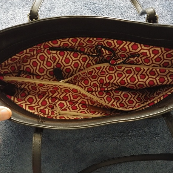 Large Black Nine West Purse - Picture 3 of 4